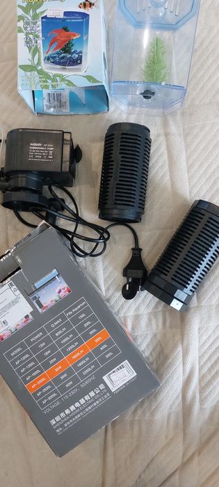 Для аквариума компрессор, отсадник