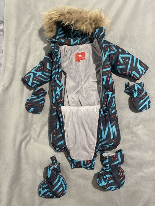 Продам комбинезон зимний