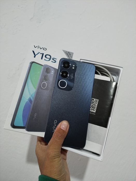 VIVO Y 19S телефон