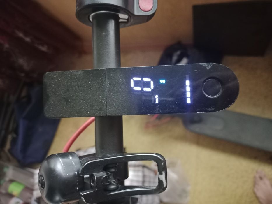 Продам электросамокат