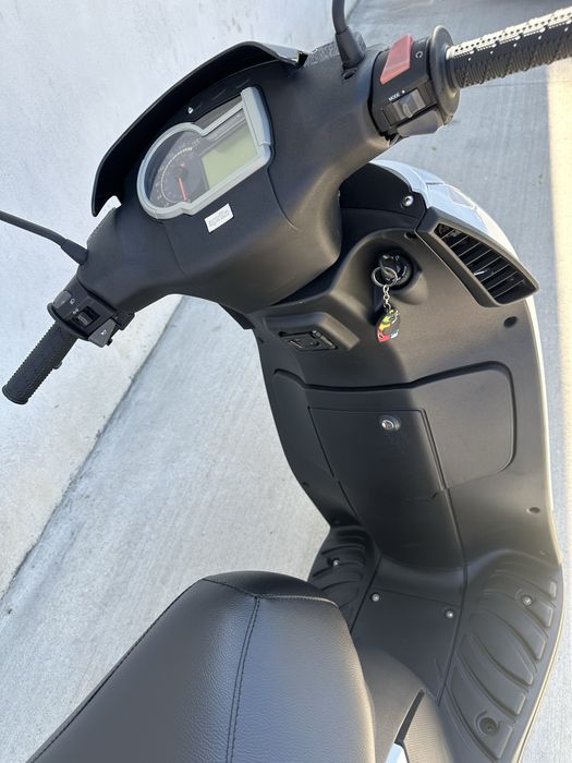 Aprilia Sportcity 250