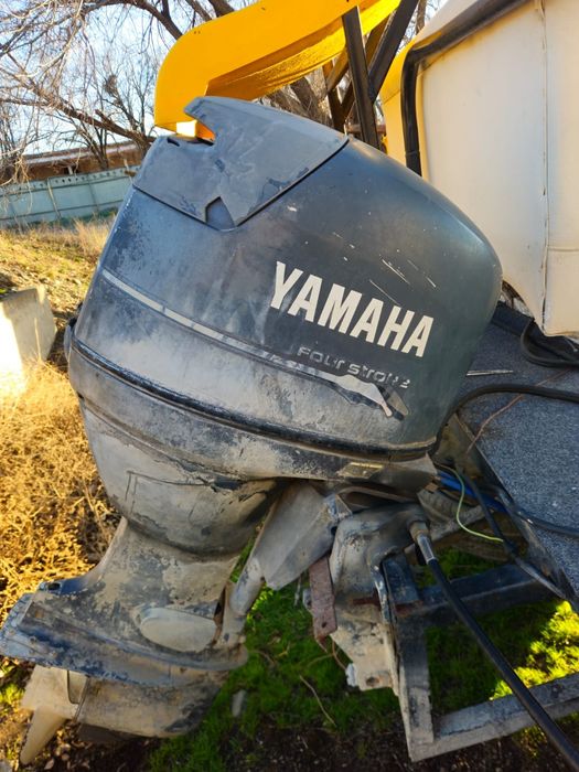 Продам лодочный мотор Yamaha 50