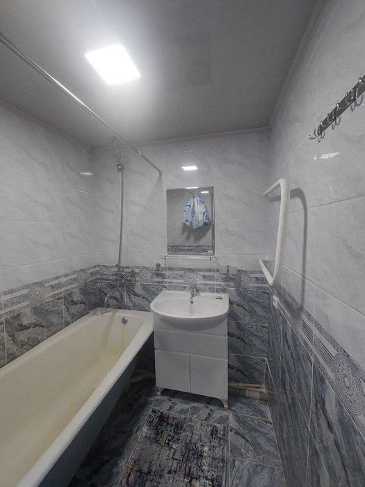 Сдаётся 2/1/9 кв.,60 м2 на Лисунова,метро Яшнабад,дом галерейного типа