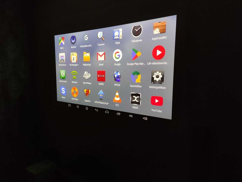 Casio XJ-M250 DLP проектор, HDMI вход, WXGA 1280 x 800 native