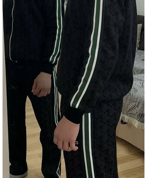 Новая довйка Лакосте