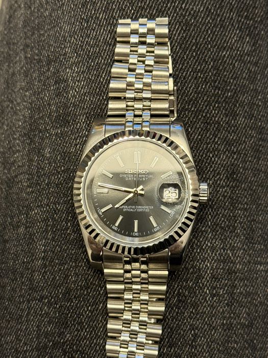 Seiko automatic 39mm