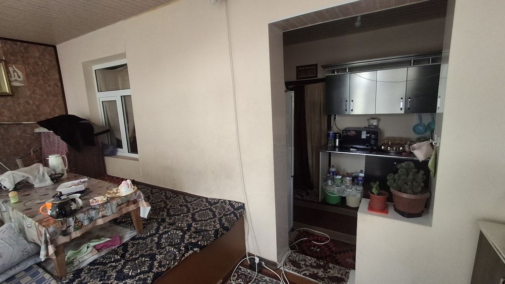 4xonali dom sotiladi