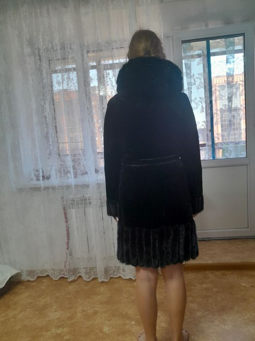 Продам . Шубу в хорошем состоянии