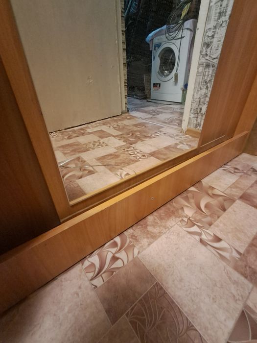 Продам шифоньер.