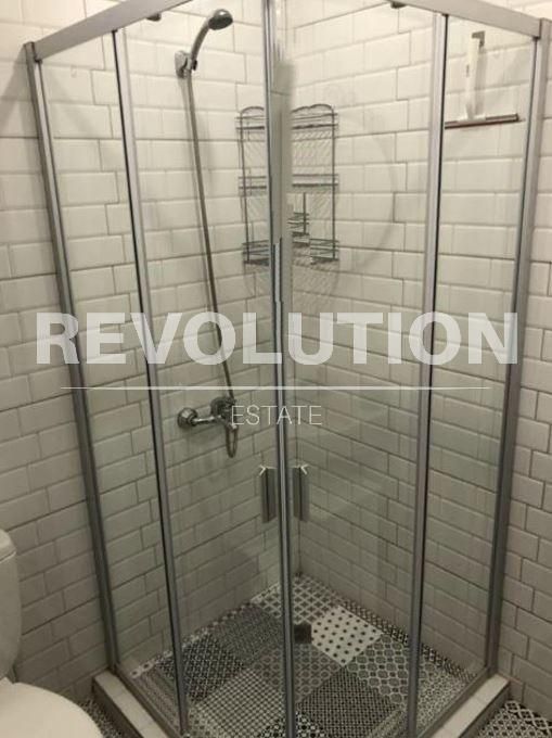 Дава се под наем Двустаен апартамент в Варна, Бриз - 70 кв.м за 750 € - Снимка #8