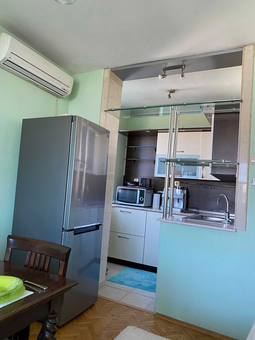 Дава се под наем Тристаен апартамент в Плевен, 9-ти квартал - 69 кв.м за 351.9 € - Снимка #6