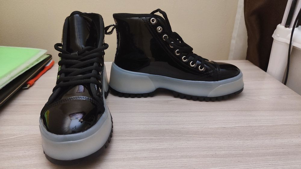 Ботинки демисезонные