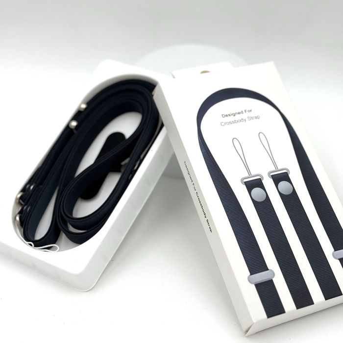 КОМБО: Techwoven калъф с лого + връзка Crossbody Strap за iPhone 17 Pro и 17 Pro Max