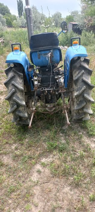 Японский мини трактор  iseki