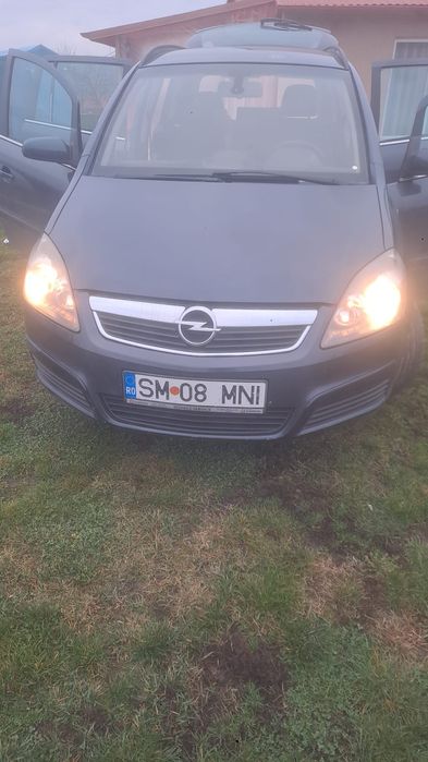 Vand Opel 7 locuri