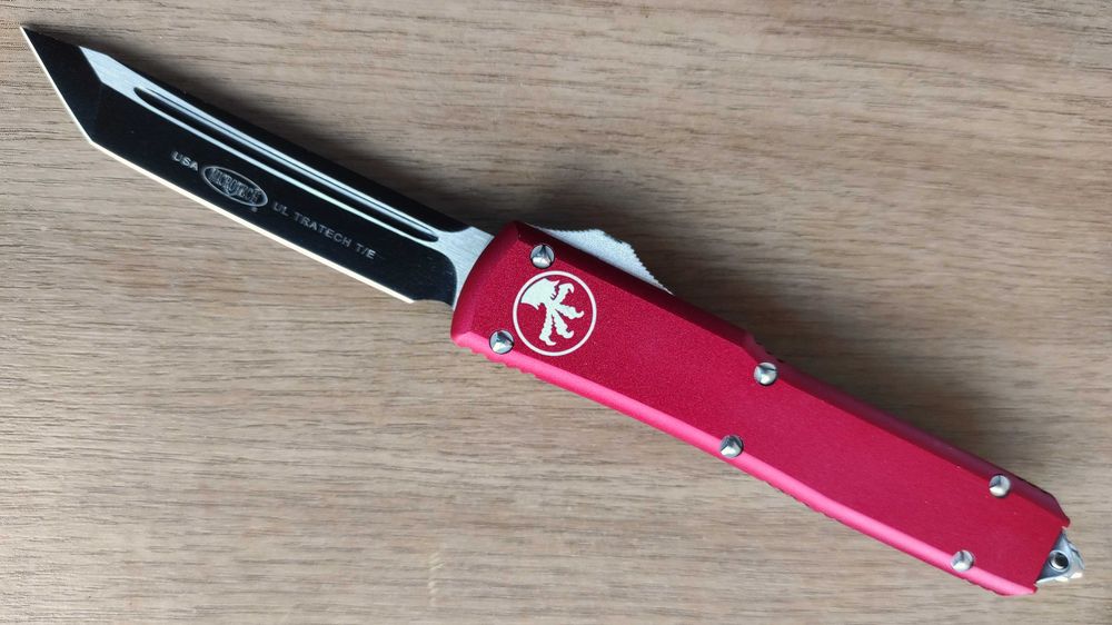 Автоматичен нож Microtech ultratech / 3 цвята , черно острие /