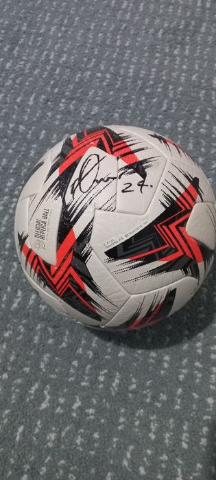 Minge kipsta europa legue semnata de jucătorii de la fcsb