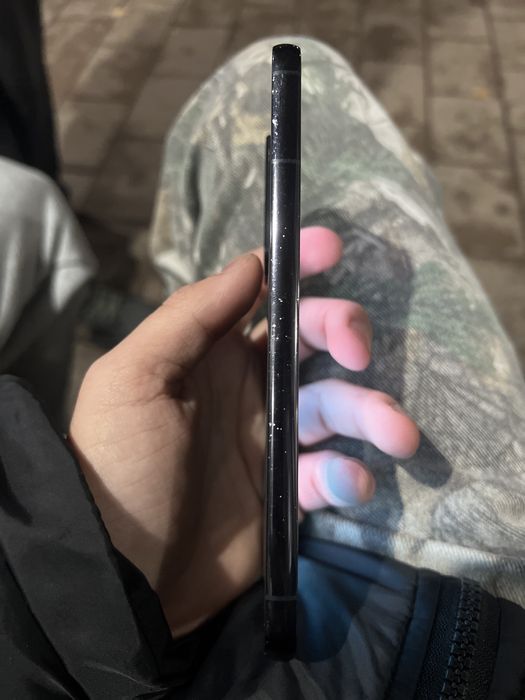 обменяю samsung s22 +