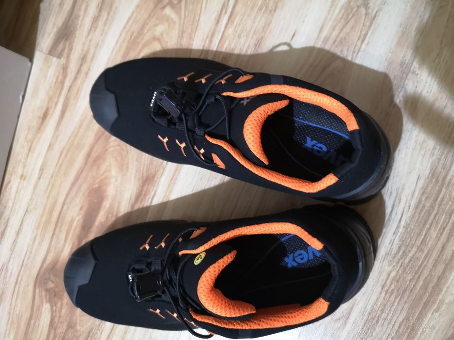 Bocanci Protecție Uvex 2 S3 SRC – Mărimea 43 (NOI)