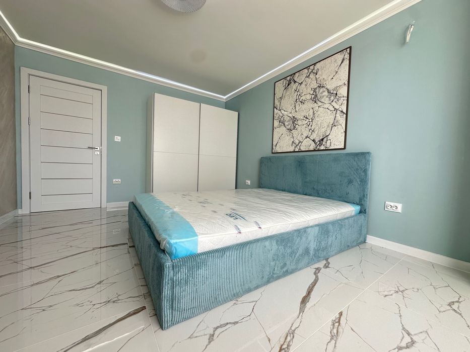 Продава се Тристаен апартамент в Добрич, Център - 70 кв.м за 1558 €/кв.м - Снимка #4