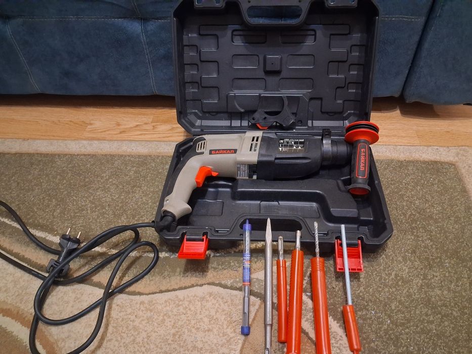 Продам перфоратор