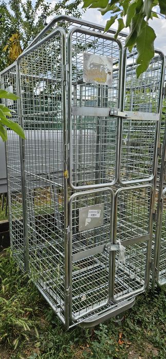 Container/Palet mobil din metal