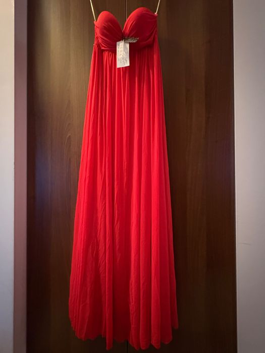 Vand rochie ocazie