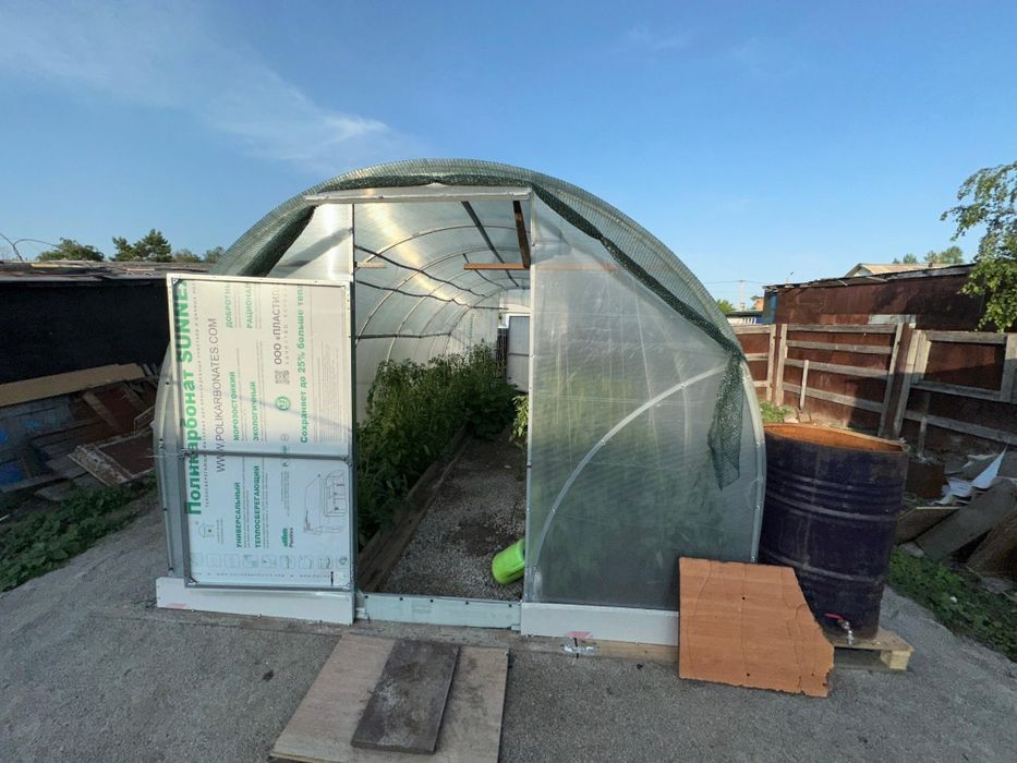 Продам частный,жилой дом 4 сотки.