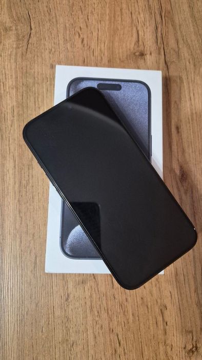 iPhone 15 Pro titanium blue