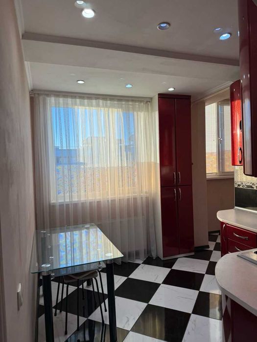 Дава се под наем Двустаен апартамент в София, Дружба 1 - 56 кв.м за 350 € - Снимка #1