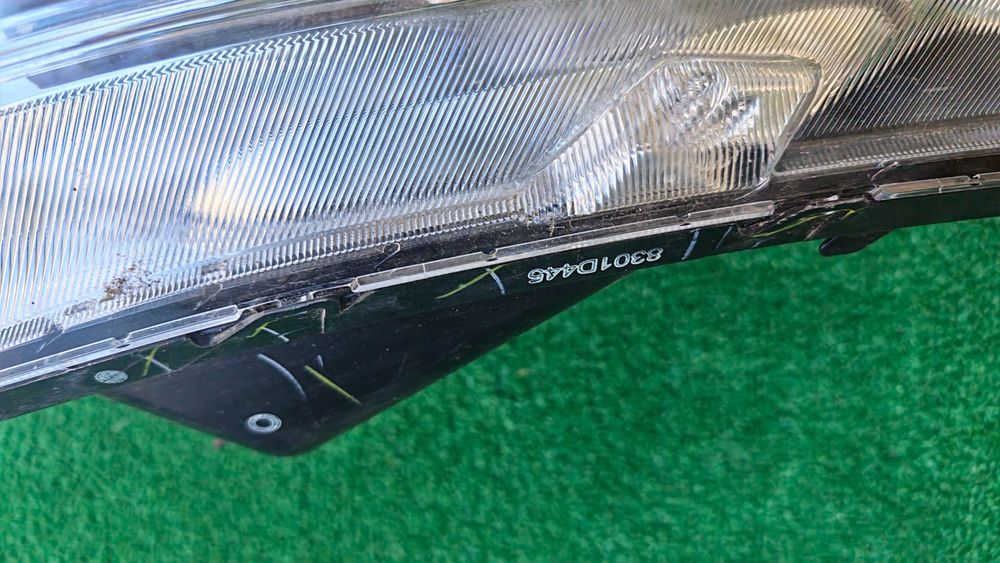 Фар за Mitsubishi Space Star