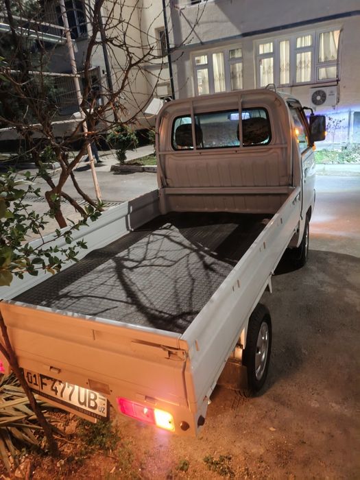 Labo srochno sotiladi