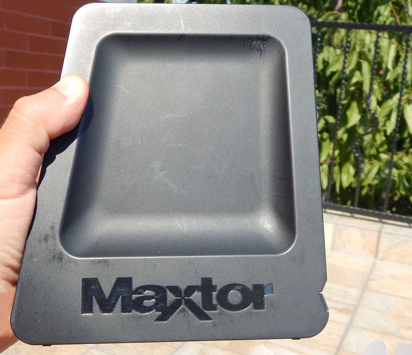 Hard disk extern-intern Seagate Maxtor OneTouch 4 Plus 750GB USB