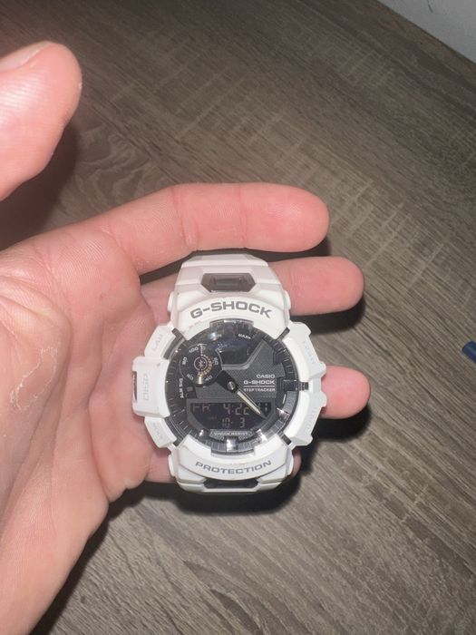 Проавам часовник G shock gba900