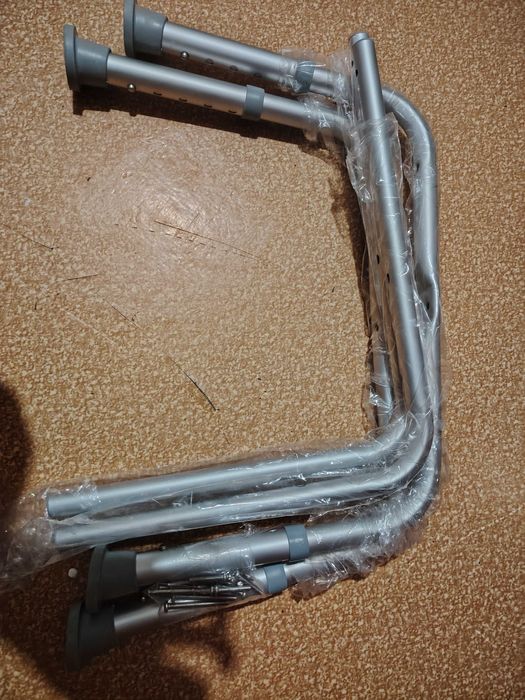 Стул со спинкой для душа Новый