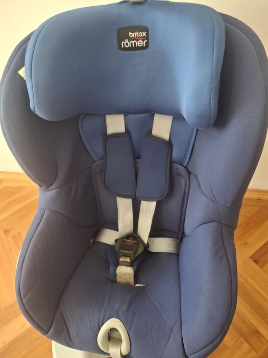 Vand scaun auto Britax Romer dualfix 360 grade