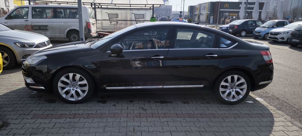 Citroen C5 an 2013 .Intreținută foarte bine