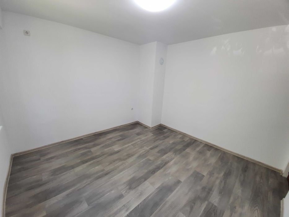 Продава се Тристаен апартамент в Велико Търново, Зона Б - 78 кв.м за 1353 €/кв.м - Снимка #7