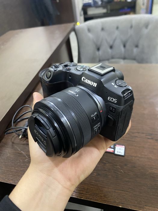 Продам Canon R8 35mm
