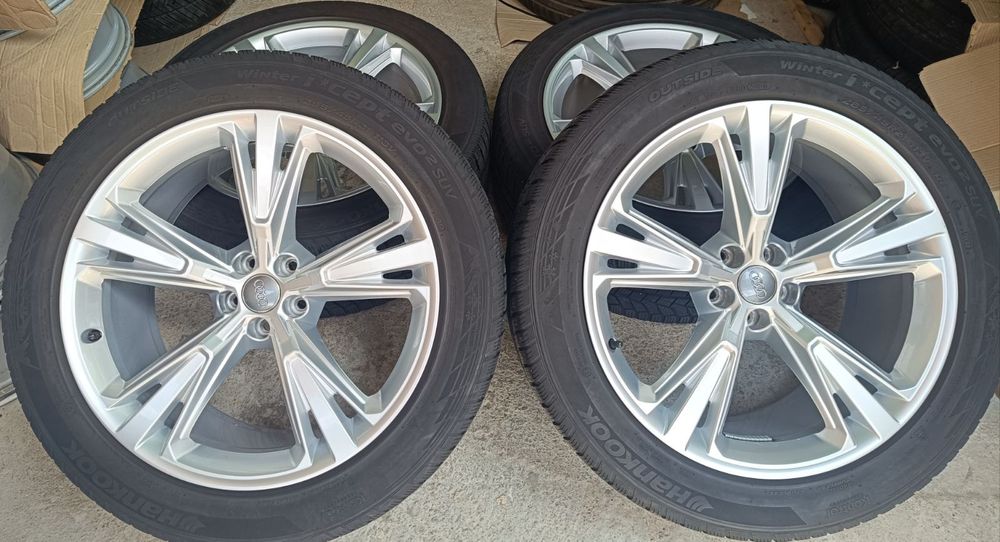 Оригинални джанти с гуми зимни 21 цола за Audi Q8 SQ8 RSQ8 дот 2020г