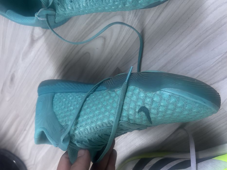 Nike react gato