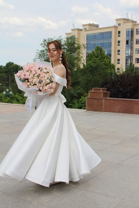 Платье белое на выпускной