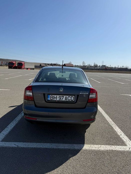 SKODA Octavia 2011 — imagine 3