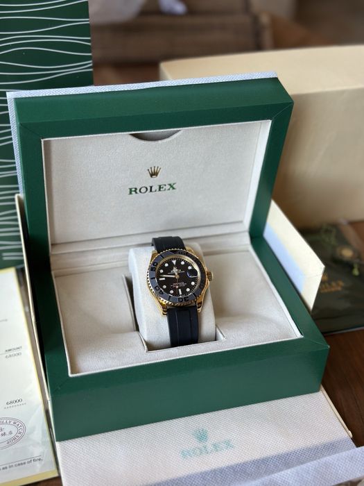 Rolex Yacht-Master Gold 40 mm Rubber Strap