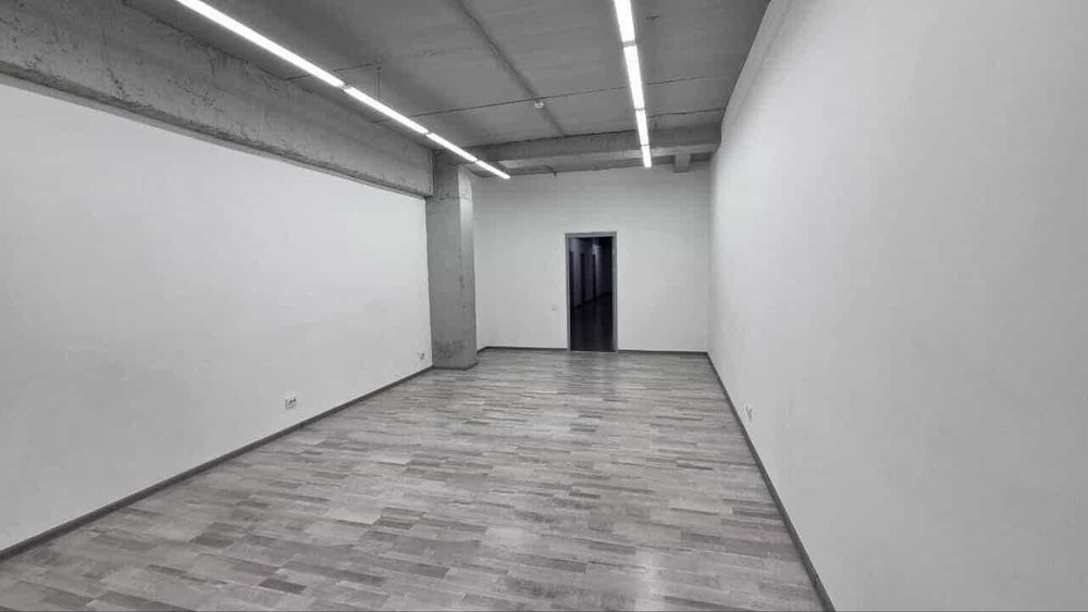 Сдается офисное помещение в БЦ.