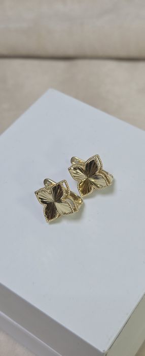 Серьги золотые за грамм 44000