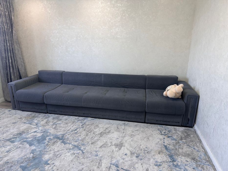 Срочно продаю диван б/у