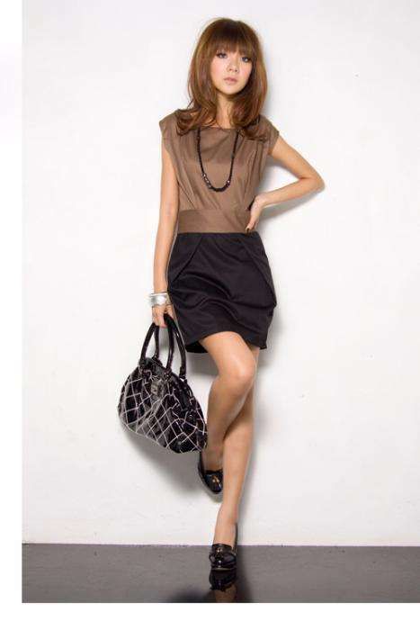 Rochie scurta/ Rochita noua bej-negru