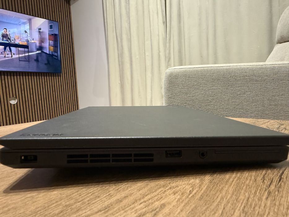 Lenovo ThinkPad L460 | Intel Core i5 | 8GB RAM | 256GB SSD | Отлично състояние