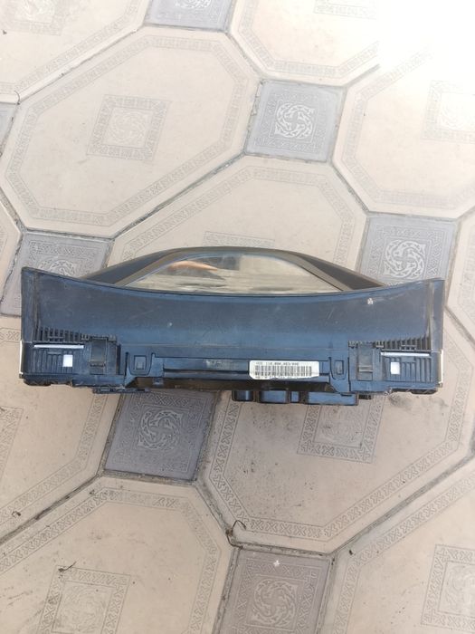 Продам шиток Мерседес 210